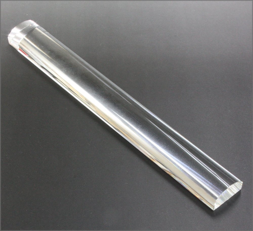 楽天市場】クリスタル文鎮 ペーパーウエイト かまぼこ型 600g 4×2×33cm