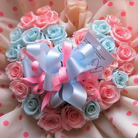 楽天市場】人気 ハート 花束風 ギフト ピンク 水色 バラ使用