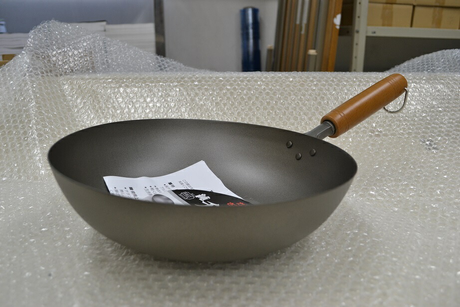 楽天市場】チタン 木柄 いため鍋 26cm /長谷元/軽い/軽量/中華なべ