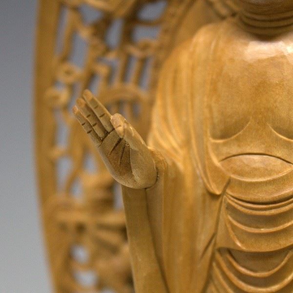 楽天市場】白檀 阿弥陀如来 立像 高さ32cm 仏壇用 木彫り 仏像 [Ryusho