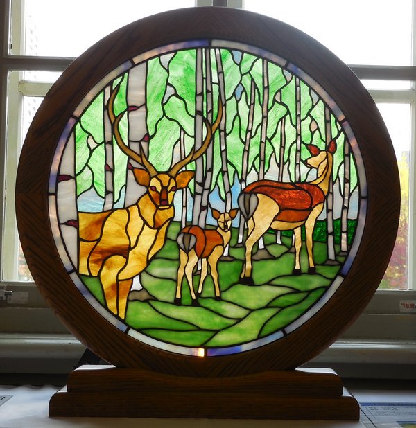 楽天市場】円パネル『白樺とエゾシカ』【ステンドグラスパネル