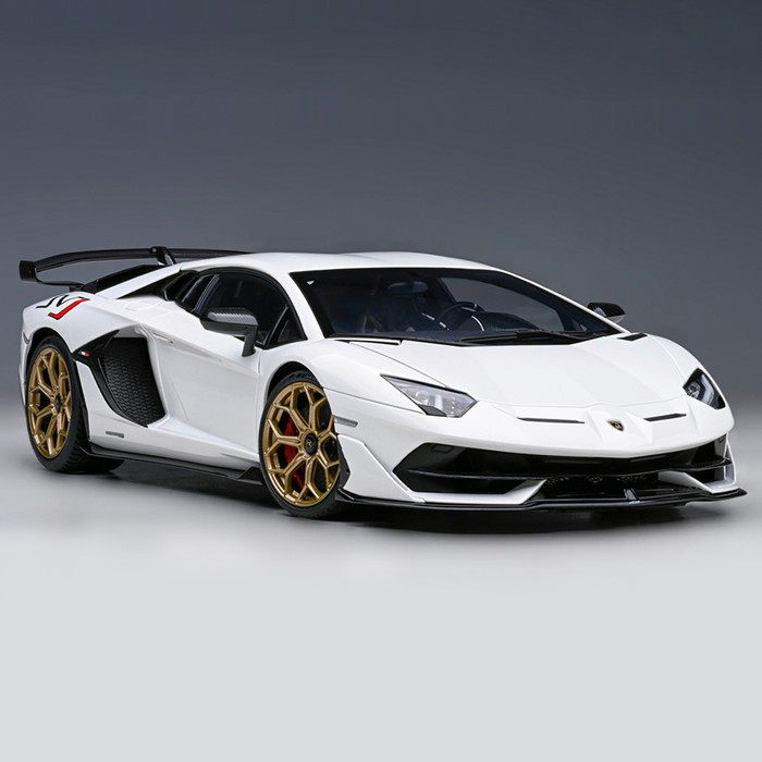 楽天市場】ミニカー 1/18 ランボルギーニ アヴェンタドール SVJ