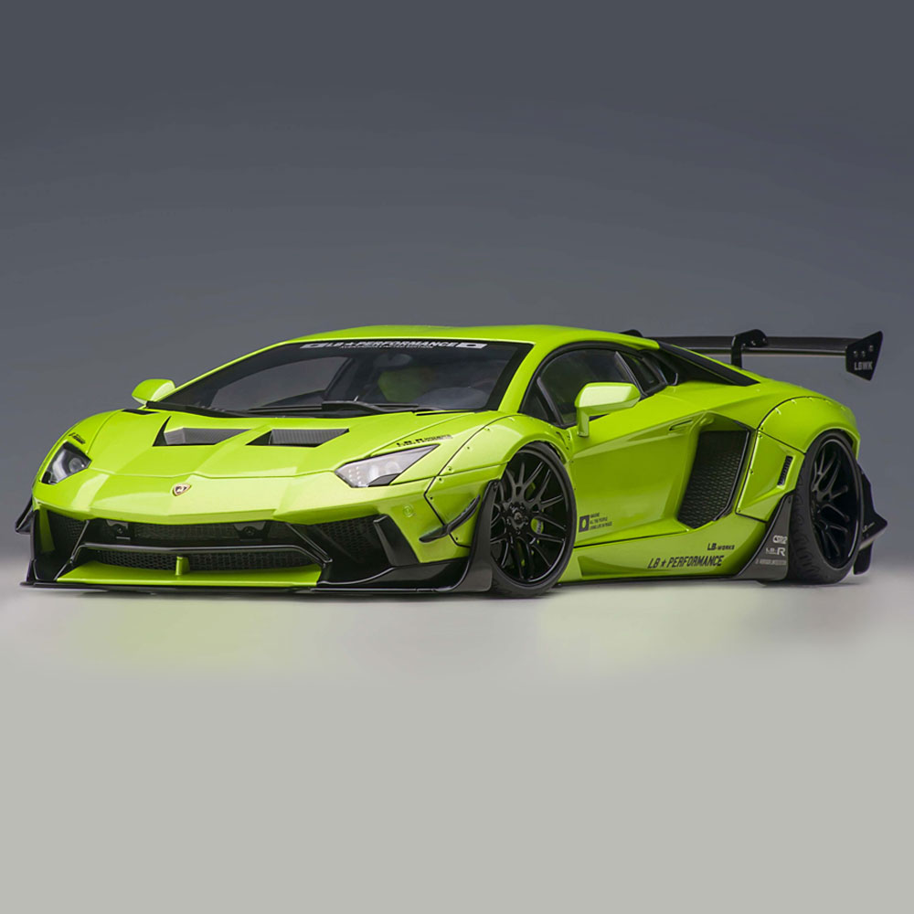 楽天市場】ミニカー 1/18 ランボルギーニ アヴェンタドール リミテッド