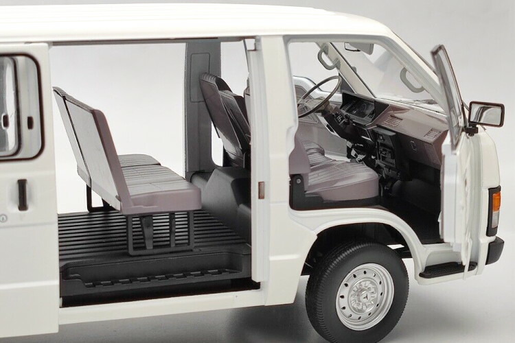楽天市場】トヨタ特注 1/18 ハイエース H50 RHD ホワイト ダイキャスト