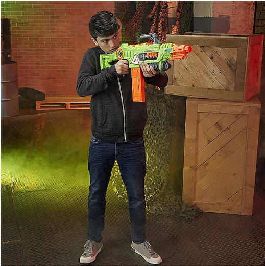 楽天市場】【NERF】ナーフ レヴォルティネイター ゾンビストライク
