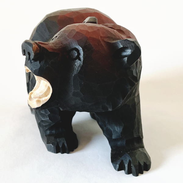 楽天市場】送料無料 木彫りの熊の置物 吠熊 利作 5号 着色あり 北海道