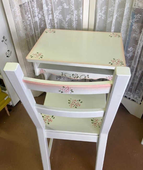 楽天市場】薔薇のステンシルの食卓椅子 デスク用、テーブル用サイズの