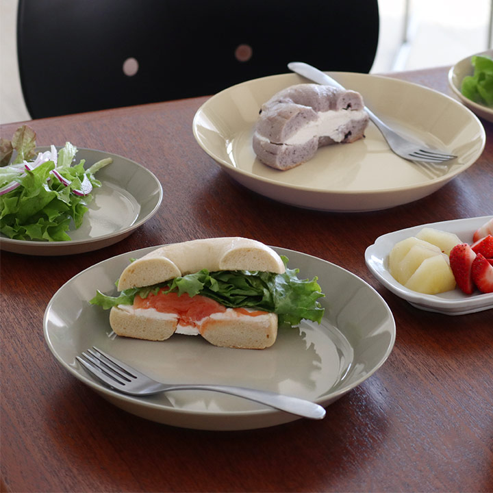 楽天市場】陶器のような樹脂プレート 22cm 電子レンジ＆食洗機対応