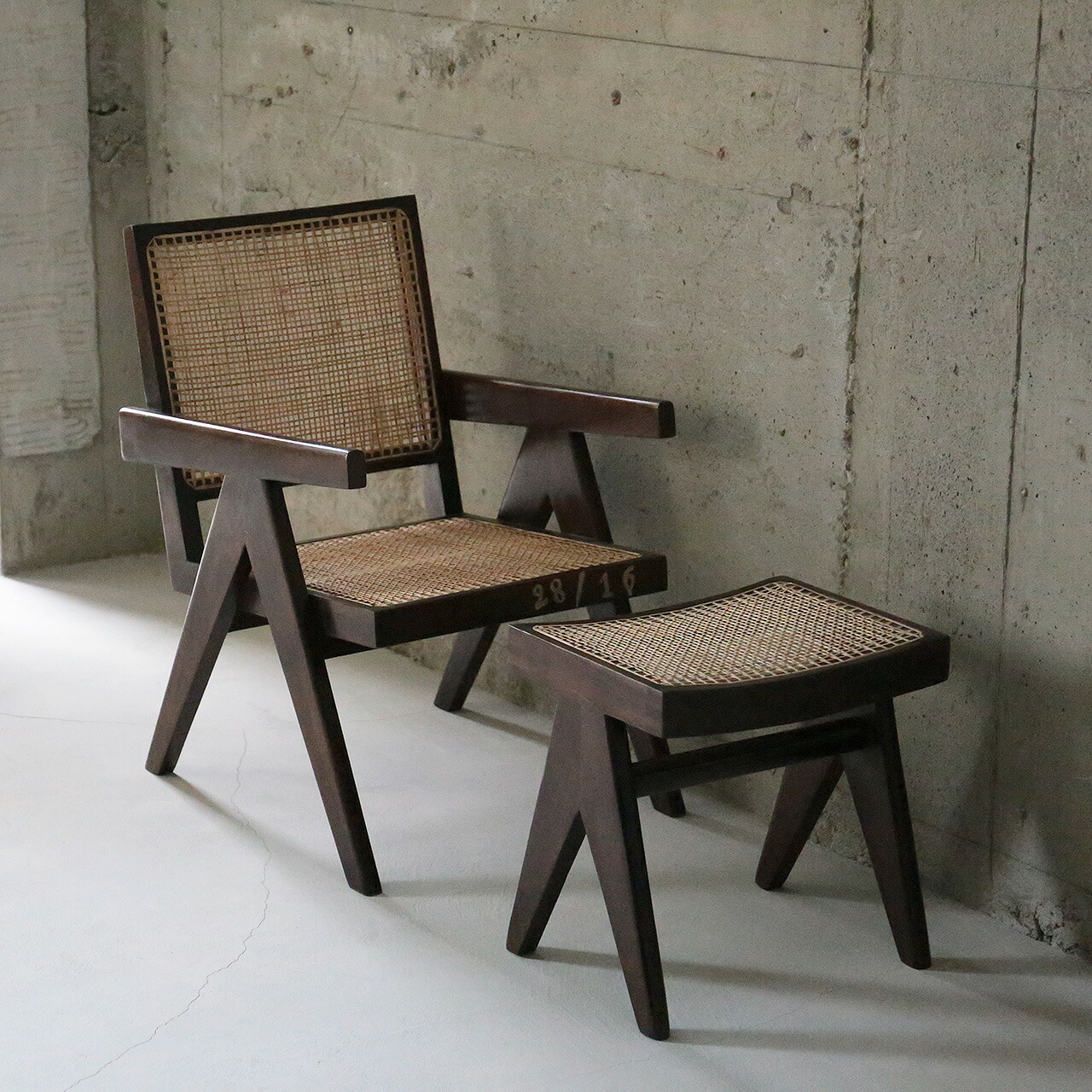 楽天市場】ピエール・ジャンヌレ イージーチェア ラウンジチェア