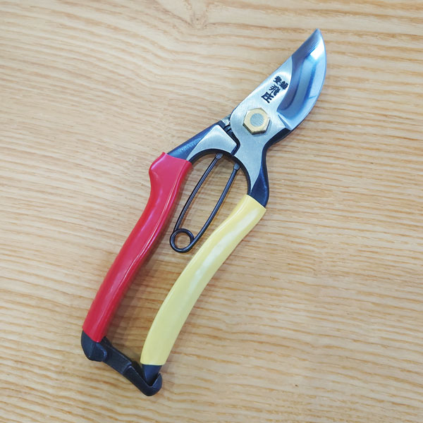 楽天市場】飛庄剪定鋏SR-1 200mm【送料無料】 : 金物屋 青鉄