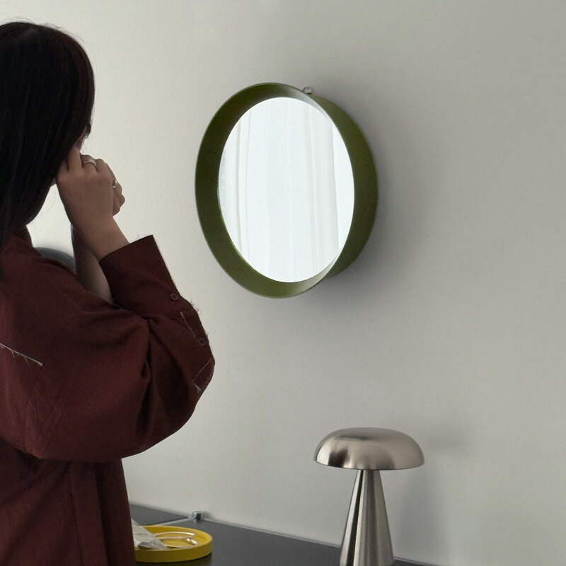 3面鏡 壁掛けミラー（/ZARA/アクタス/アートオブブラック） アーティスティックなウェーブミラーです。壁掛けもでき、実用的な鏡