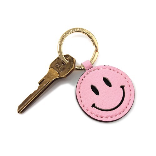 楽天市場】キーホルダー スマイルキーホルダー キーリング チャーム