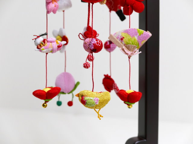 楽天市場】つるし雛 ひなもも 小(つるし飾り さげもん 吊るし飾り