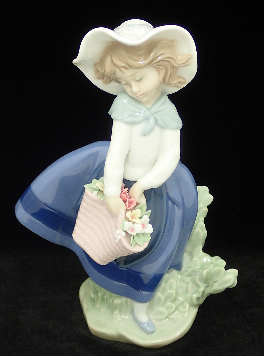 楽天市場】【未使用品】LLADRO リヤドロ 花と少女 綺麗な花ばかり