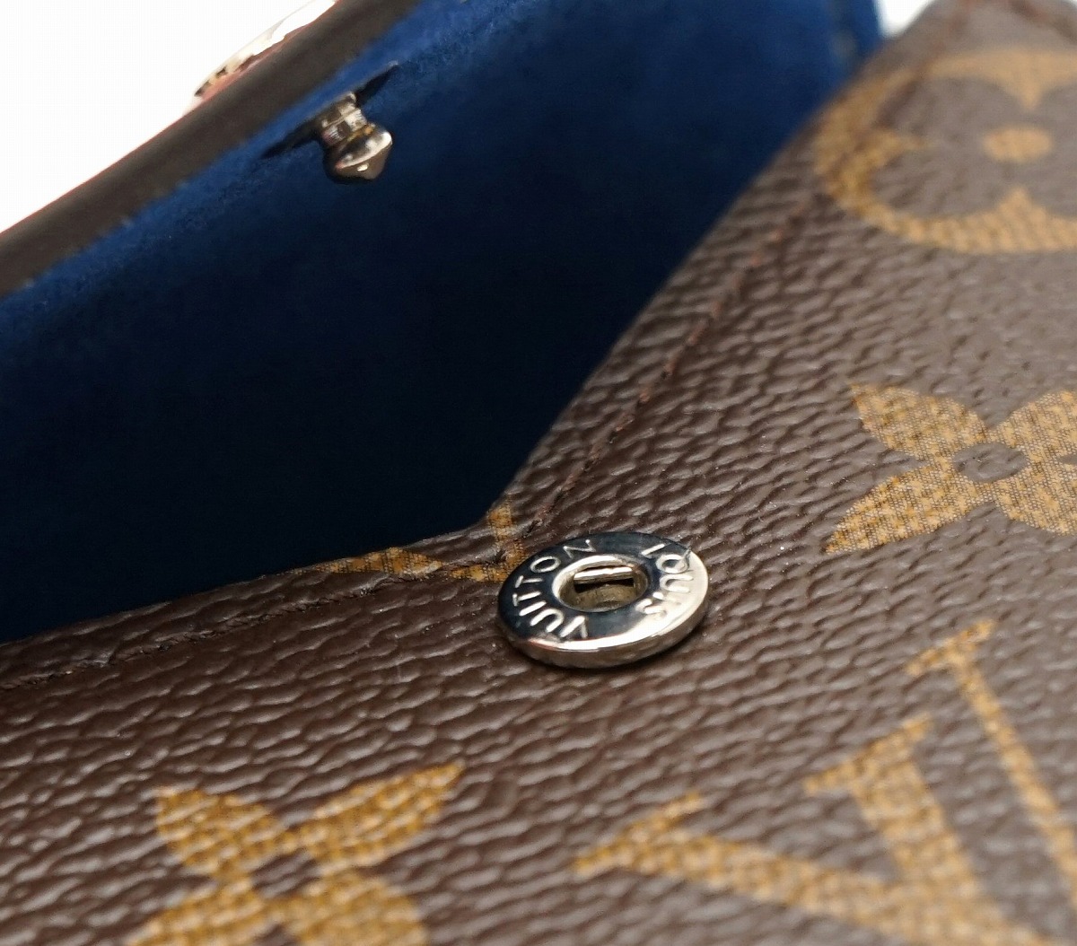 楽天市場】LOUIS VUITTON ルイ ヴィトン モノグラム エテュイ カルト