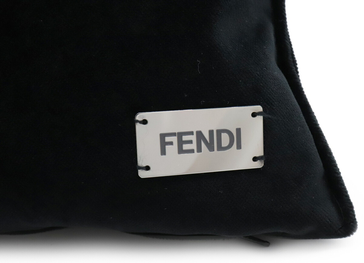 FENDI フェンディ クッション 黒×黒 カバー ブラック 値下げ