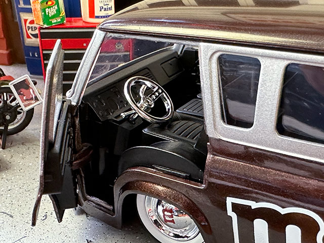 楽天市場】Jada m&m's レッド 1965年 フォード エコノライン ダイ