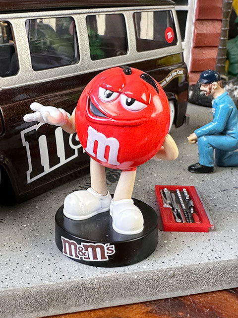 楽天市場】Jada m&m's レッド 1965年 フォード エコノライン ダイ
