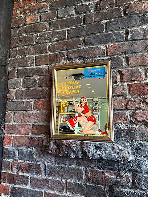 楽天市場】オールドアメリカン パブミラー ピンナップガール