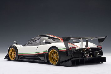 楽天市場】AUTOart 1/18 パガーニ ゾンダ R (ホワイト/イタリアン