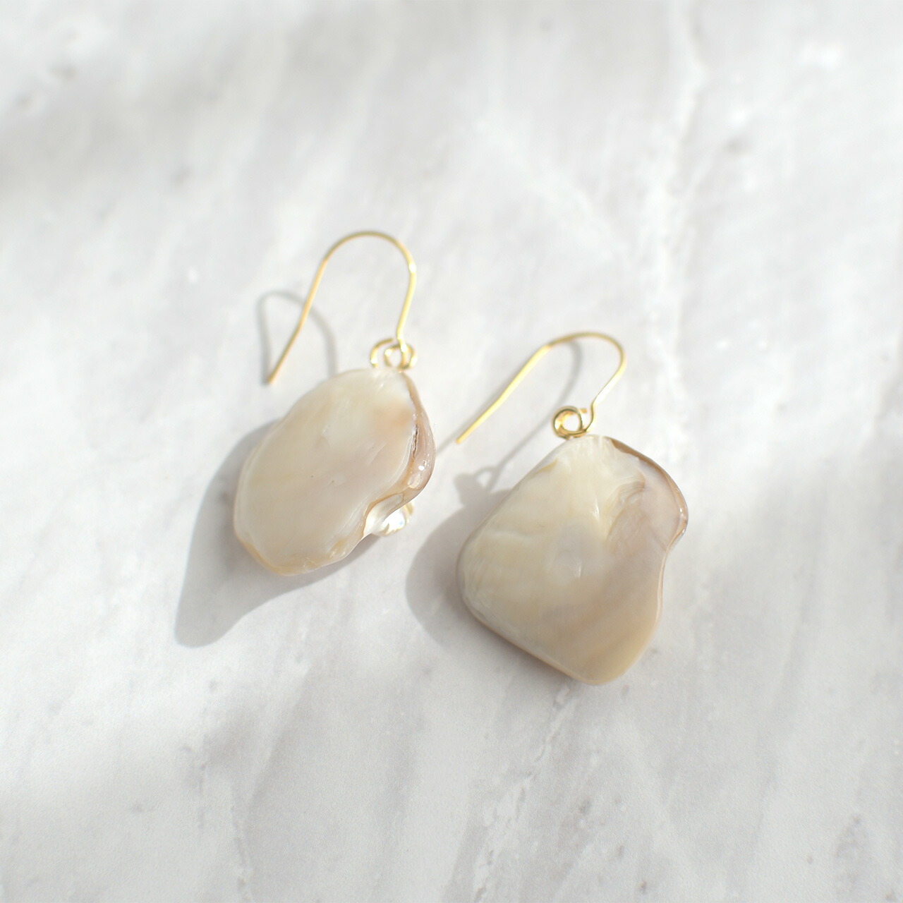 楽天市場】マザーオブパール ピアス イヤリング バロック ホワイト