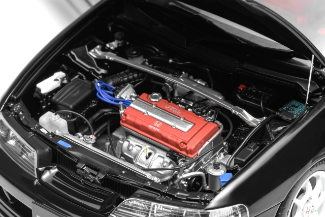 楽天市場】MotorHelix モーターヘリックス 1/18 ミニカー ダイキャスト