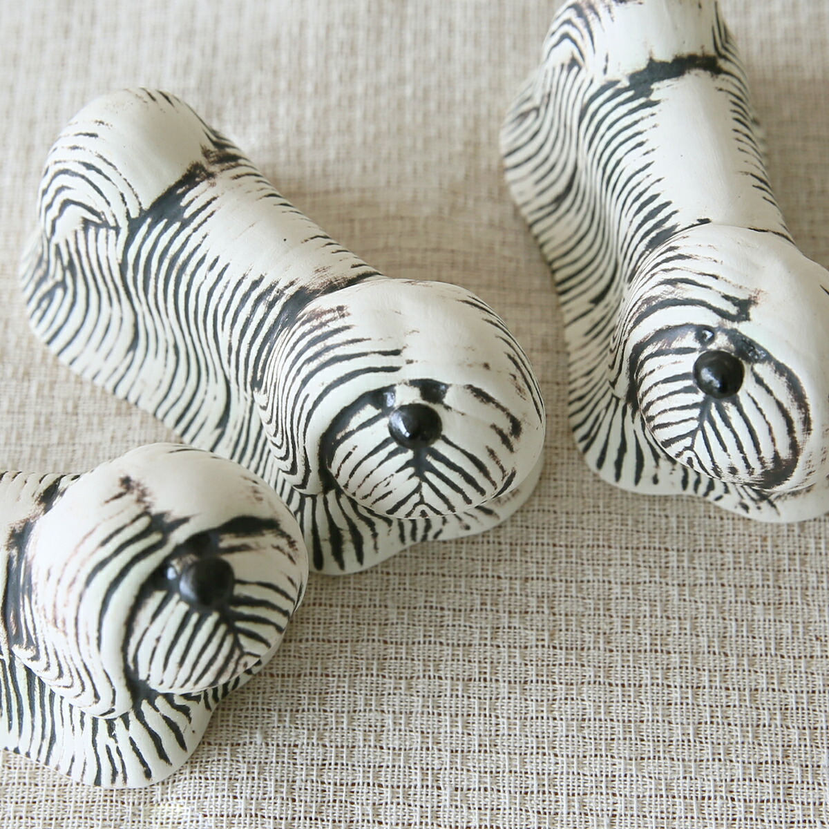 楽天市場】リサラーソン 置物 犬 ミニケンネル スカイテリアー