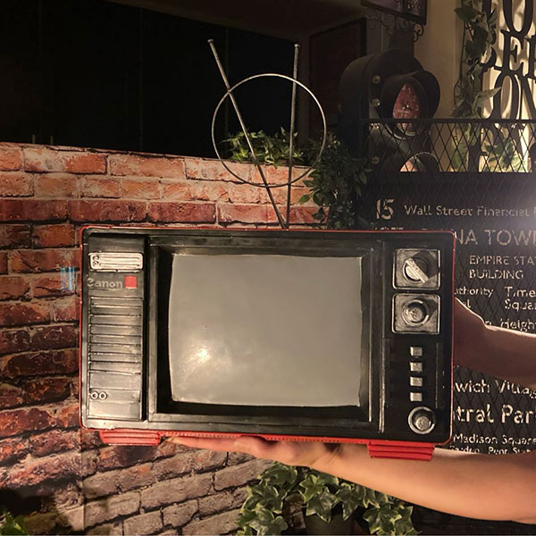 楽天市場】大特価!! ｢レトロカルチャー｣!! ブリキ製 昭和のブラウン管