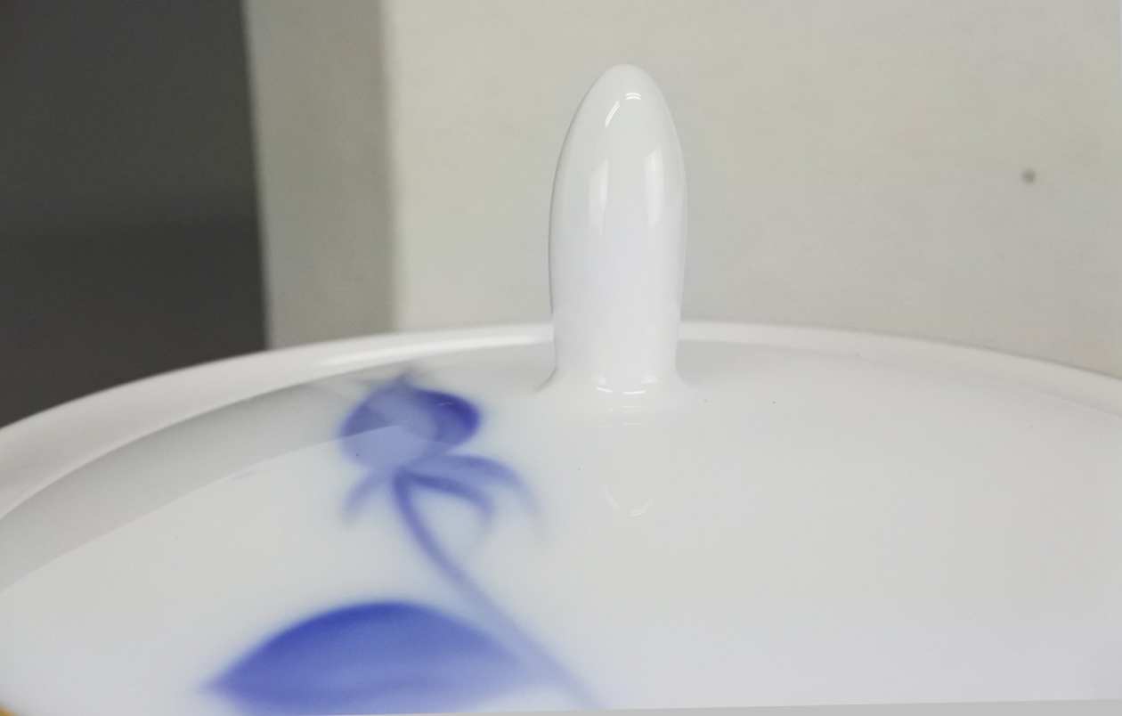 楽天市場】【新品 アウトレット】大倉陶園 ブルーローズ ボンボ