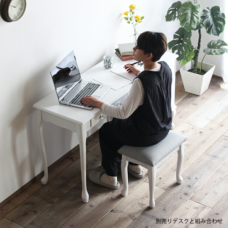 楽天市場】スツール 椅子 白 玄関椅子 アンティーク いす 洗面所 韓国