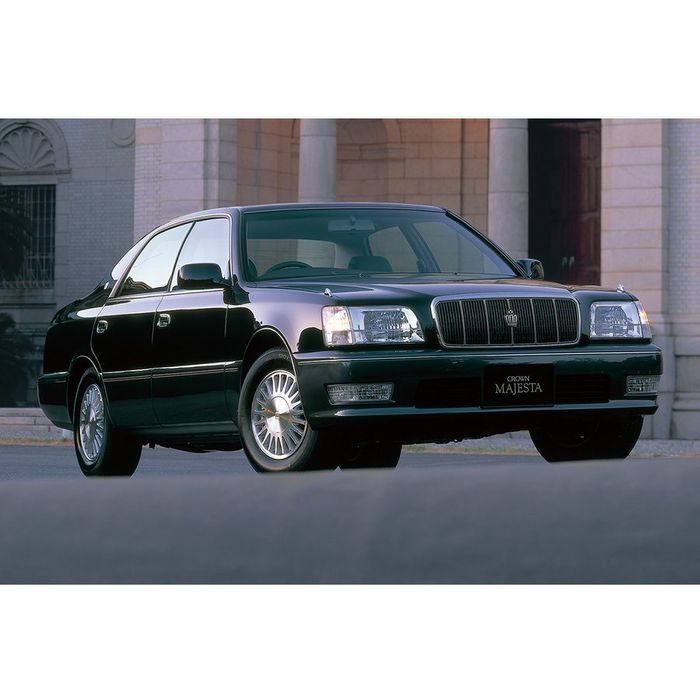 青島文化教材社 1/24 ザ・モデルカー No.151 トヨタ UZS151 クラウン