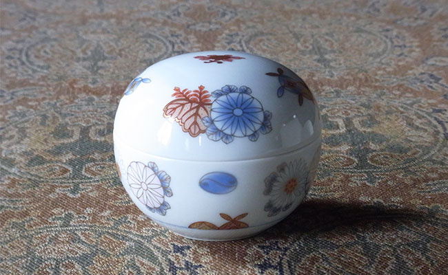 楽天市場】【ふるさと納税】深川製磁 【有田焼】菊七宝 ボンボニエール