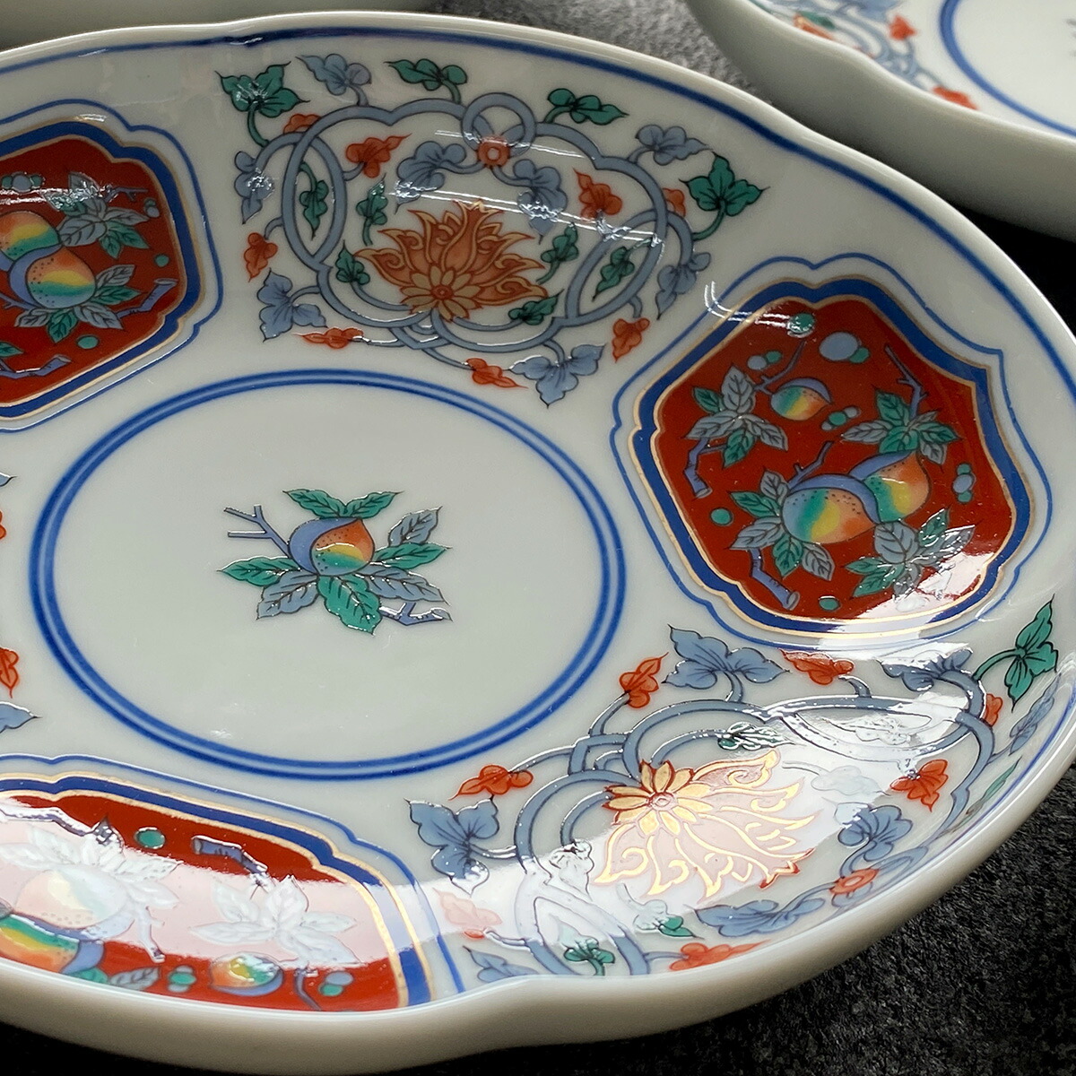 楽天市場】【ふるさと納税】有田焼 其泉 草花果実文 16cm 銘々皿 4枚