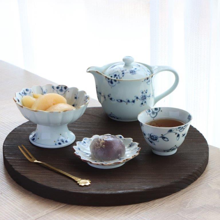 楽天市場】豆皿 花型 染付 つる花唐草 伊万里焼 徳七窯 おしゃれ