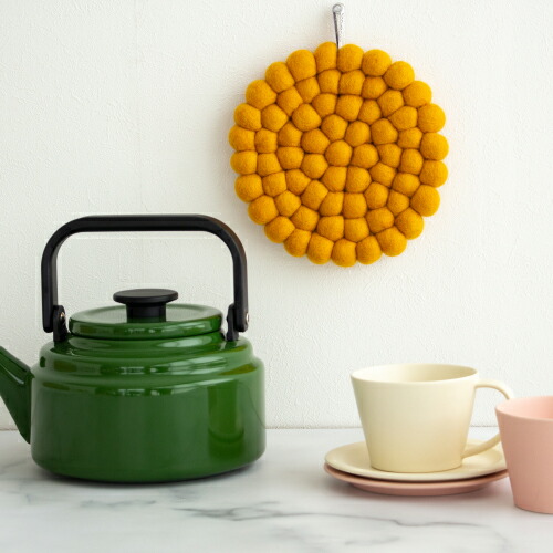 楽天市場】aveva 鍋敷き フェルト 北欧 おしゃれ 丸 トリベット