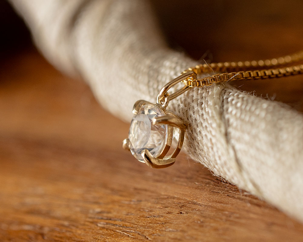 楽天市場】宝石鑑別書付き k10 10金 ブラジル産 フェナカイト 0.707ct