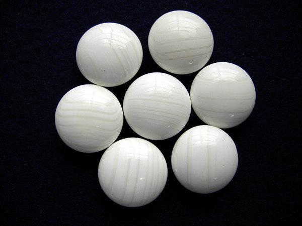 楽天市場】日向特製本蛤碁石 特37号 本那智黒石セット (厚さ10.4mm)お