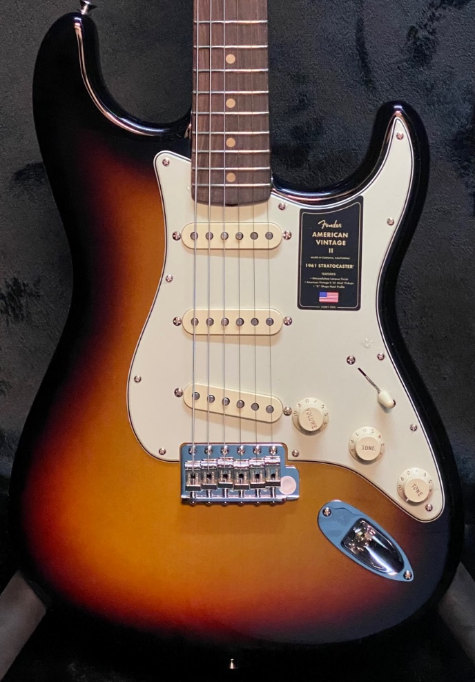楽天市場】Fender USA American Vintage II 1961 Stratocaster -3