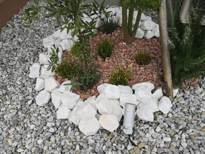 楽天市場】【送料無料】 ホワイトロック 80kg (20kg×4) 100〜250mm