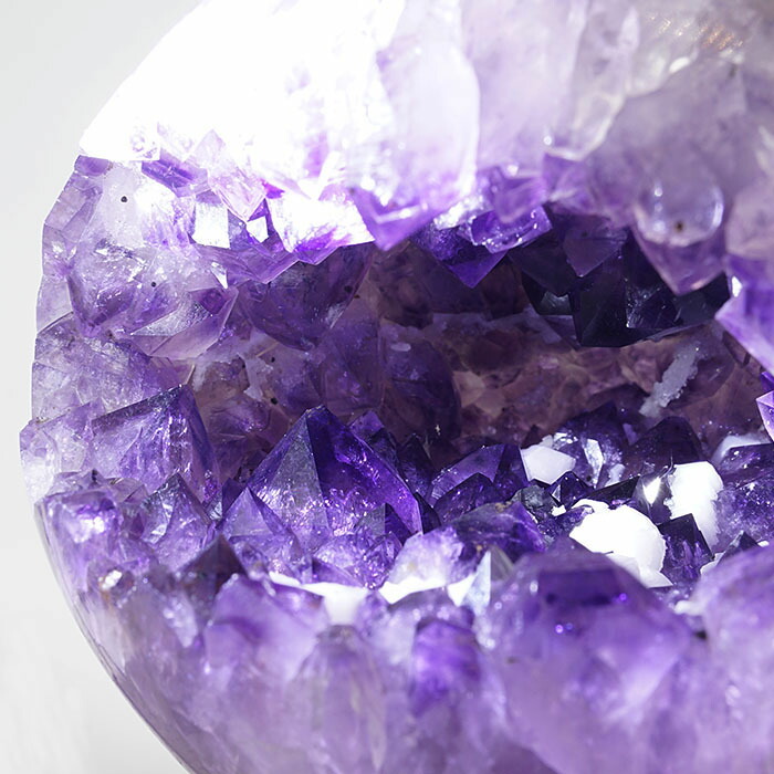 楽天市場】笑ロアメジストジオード アメジスト原石 丸玉 100mm 約1kg