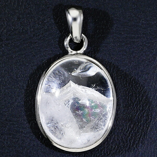 楽天市場】貫入水晶 虹 入り シルバー ペンダントトップ オーバル