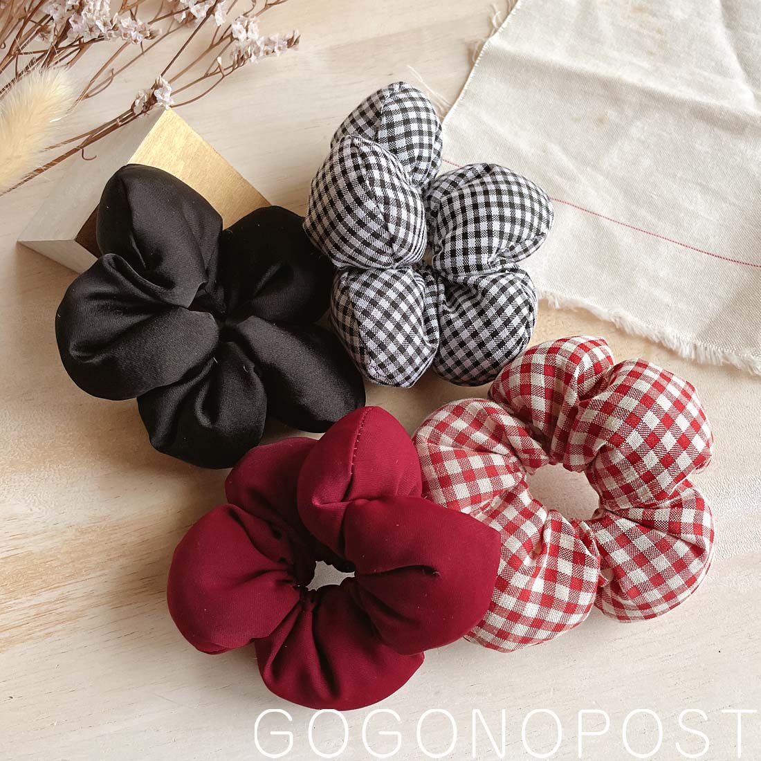 楽天市場】《送料無料》ふんわりお花シルエットの中綿入りシュシュ無地