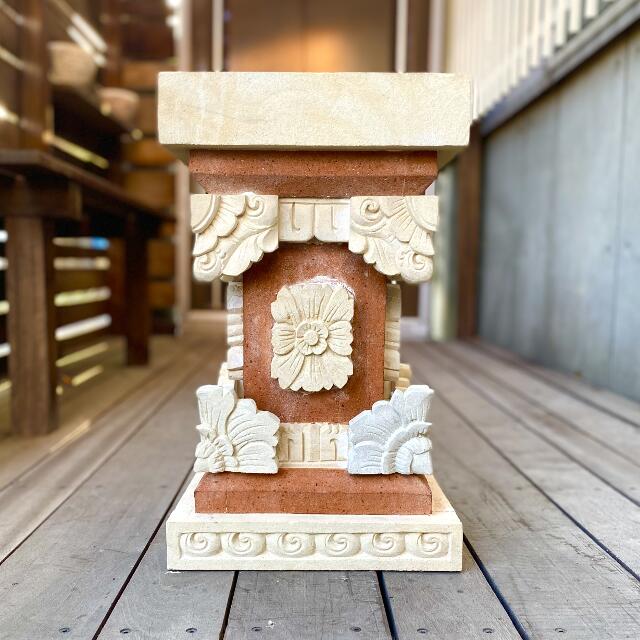 楽天市場】バリ島製 石台 角 スタンド 白×茶 オレンジ H50cm ストーン