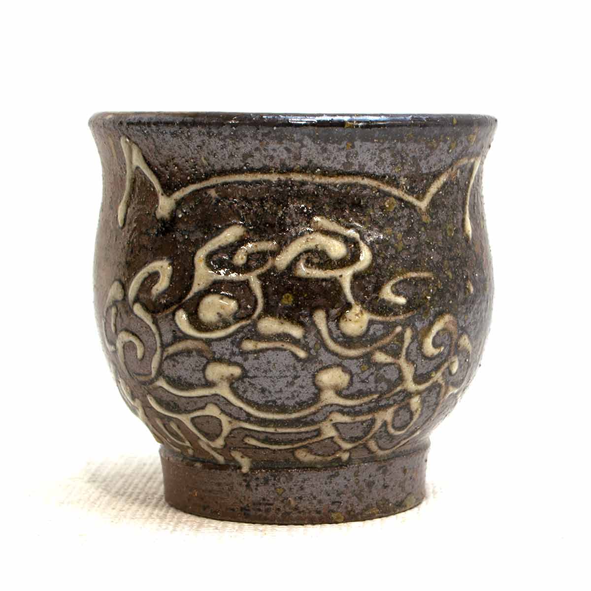 楽天市場】金城吉彦作 読谷壷屋焼 湯呑 小 全9柄(2-1) 沖縄 魚紋 海老