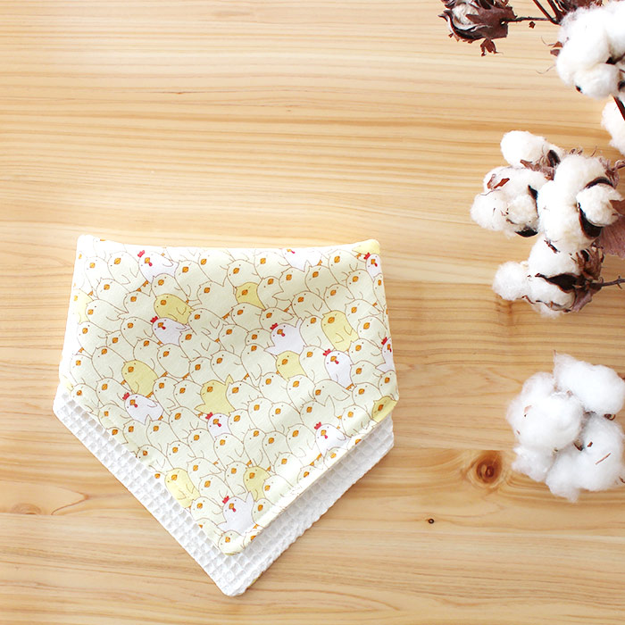 楽天市場】[カット済]ひよこギッシリ【丸形スタイ】【くるくるスタイ