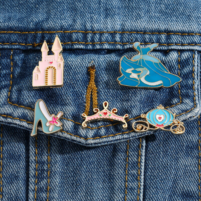 楽天市場】シンデレラ アイテム ピンバッチ セット : Aquarius