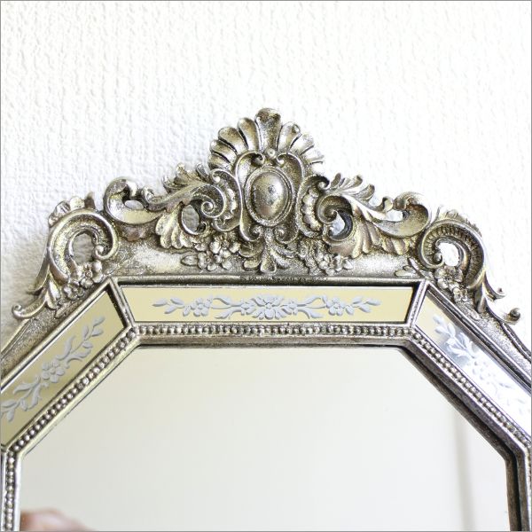楽天市場】壁掛けミラー 鏡 ウォールミラー おしゃれ アンティーク調