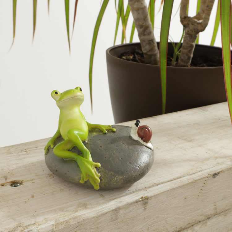楽天市場】【当日発送 動画あり ギフトラッピング無料】カエル 置物