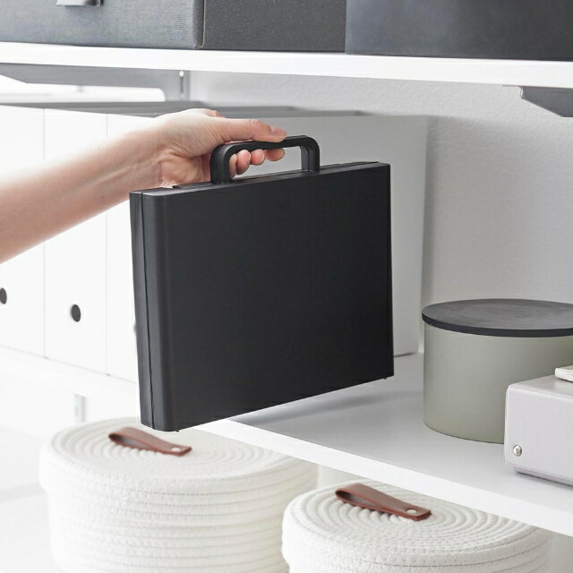 楽天市場】山崎実業 ハンドル付きスリム分別電池ケース タワー