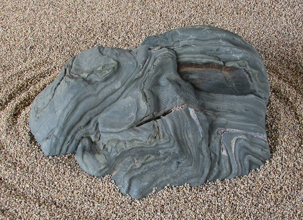 楽天市場】【国産・日本産・愛媛県産】【伊予青石（自然石）】【庭石